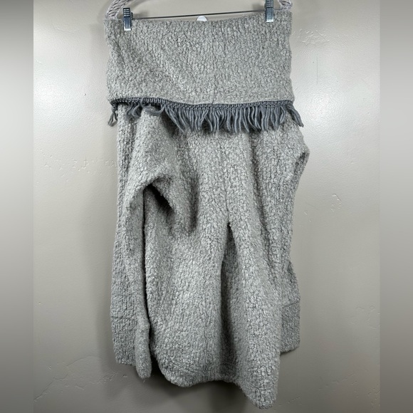 Anthropologie Angel of the North Fringe Trim Cowl Neck Sweater Gray Sz Large - Picture 2 of 5